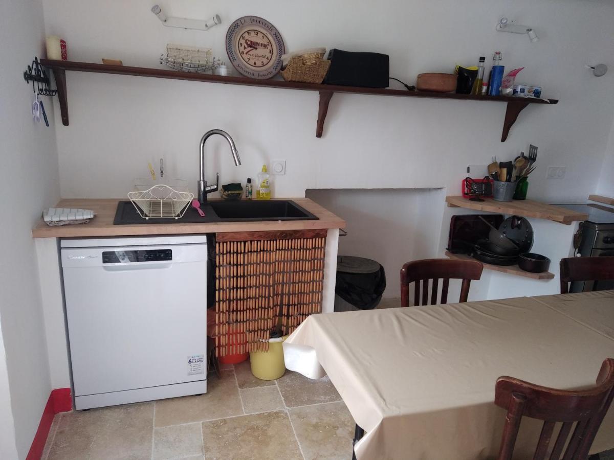 Maison Individuelle 5 Couchages Dans Ferme Equestre Aups Exterior foto